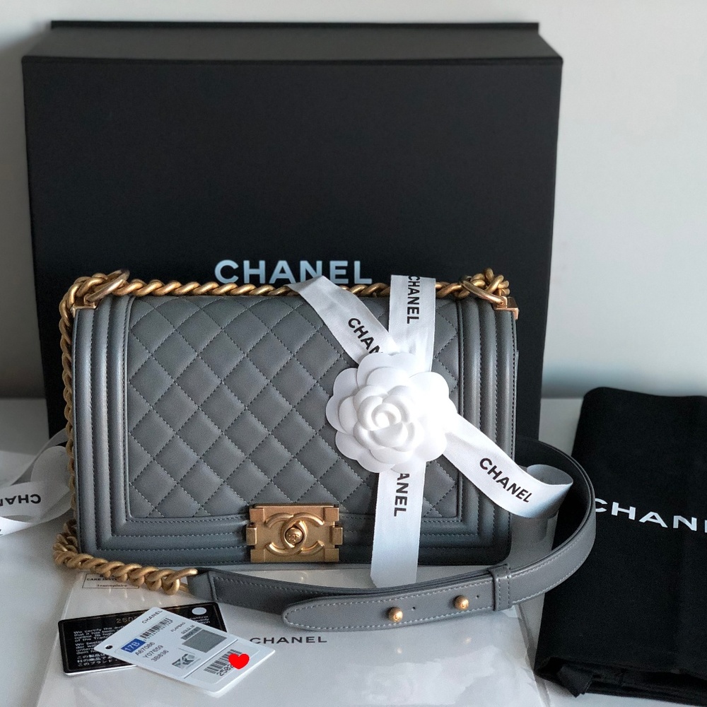 *SOLD* CHANEL Old Medium Boy Bag in Grey Lambskin